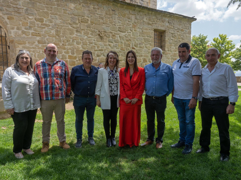 Asistentes a la entrega del Príncipe de Viana 2023 a la escritora Dolores Redondo