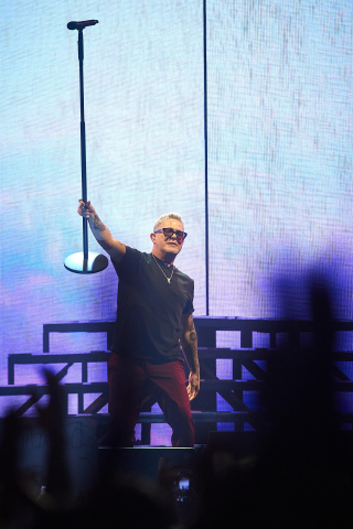 El Pabellón Navarra Arena acogió la actuación del cantante este sábado, 3 de  junio
