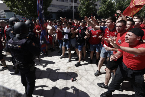 Fotos del ambiente previo al partido Osasuna - Girona.
