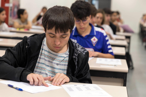 Fotos del primer día de Selectividad en Tudela.