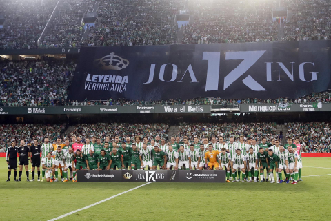 Imágenes del partido homenaje a Joaquín Sánchez