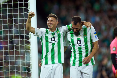 Imágenes del partido homenaje a Joaquín Sánchez