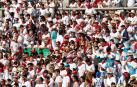 Búscate en el tendido de la corrida del día 9 de julio Público asistente a la Plaza de Toros de Pamplona durante la tercera corrida de la Feria del Toro 2019 con la ganadería de José Escolar para los diestros Fernando Robleño, Javier Castaño y Pepe Moral.