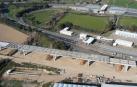 Vista aérea de la obra del viaducto sobre el que irá la plataforma del TAV junto al peaje enlace de Marcilla de la AP-15. Vista aérea de la obra del viaducto sobre el que irá la plataforma del TAV junto al peaje enlace de Marcilla de la AP-15.