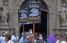 Una protesta frente al Ayuntamiento de trabajadoras del SAD