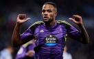 Cyle Larin celebra su tanto contra la Real Sociedad Cyle Larin celebra su tanto contra la Real Sociedad