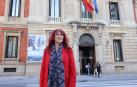 Maite Nosti, ante el Parlamento de Navarra.