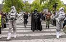 Desfile 'Star Wars' por las calles de Pamplona.