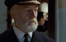 Bernard Hill, como el capitán del Titanic, en una fotograma de la película