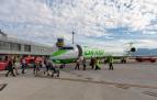 La aeronave de Binter el pasado 27 de octubre, día de la inauguración de los vuelos, en Noáin.