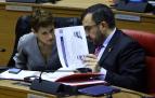 María Chivite junto al vicepresidente Javier Remírez en el Parlamento de Navarra