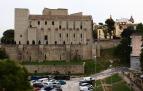 Palacio Real de Pamplona construido por Sancho VI, en la actualidad restaurado como Archivo General de Navarra