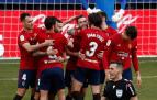 Imágenes del partido que enfrenta a Osasuna y Granada en El Sadar.