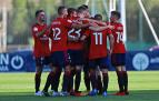 Los jugadores de Osasuna Promesas celebran el tanto de Joel.