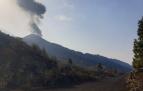 El volcán de La Palma se reactiva tras dos horas de parón