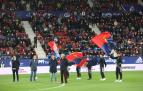 Acto de cierre del Centenario de Osasuna con la participación de 11 leyendas rojillas