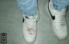 Restos de sangre en la zapatilla del presunto agresor