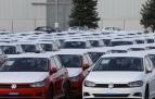 Varias unidades de Volkswagen Polo, en la explanada de Landaben