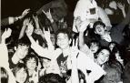 Miguel Ríos, en el escenario de la Plaza de Toros en 1982