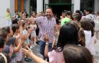 Familias y docentes despidieron a Miguel Zafra, director del colegio San Juan de la Cadena de Pamplona