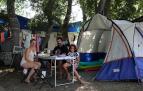 Un recorrido por los campings de Aritzaleku, en el embalse de Alloz; e Izarpe, en el valle de Atez.