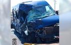 Estado de la furgoneta tras el accidente en Tiebas