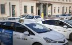 Taxis en la estación de tren de Pamplona.