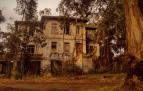 El sanatorio abandonado de la isla de Pedrosa, en Santander, llegó a acoger a niños navarros en el siglo XX