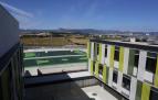 Vista exterior de los patios de Izaga en Cordovilla, la sede femenina del colegio Irabia-Izaga