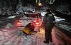 Los trabajos para liberar a los vehículos de la nieve duraron más de tres horas