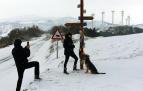 Imágenes de la nieve y el frío este lunes en Pamplona