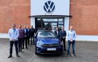 (De izquierda a derecha) Michael Hobusch, presidente de VW Navarra; David García, director de Ingeniería de Planificación; Alfonso Eslava, director de Logística; Holger Schulz, director de Finanzas; Kai Feuerherdt, director de Recursos Humanos; Ramón Bultó, director de Área Técnica de Producto; Javier Muñoz, director de Calidad; Miguel Ángel Grijalba, director de Producción; y Alfredo Morales, presidente del comité.
