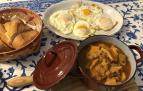 El pan es clave para untar bien la yema, la salsa... todo, toditooooo