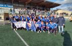 La plantilla y el cuerpo técnico del Valle de Egüés celebra el ascenso a la Segunda RFEF