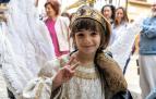 El Ángel, Diego Martón, hace la señal de la victoria tras haber anunciado la Resurrección de Jesús