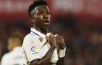 Gesto de impotencia de Vinicius durante el encuentro en Montilivi