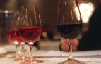 Copas durante una cata de vinos