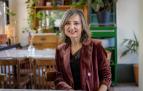 Cristina Ibarrola posa en el café Media Luna de Pamplona