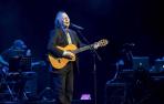 Serrat embarca a Pamplona en su Mediterráneo