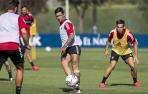 Chimy Ávila e Iñigo Pérez, en el entrenamiento de este viernes.