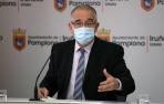 El alcalde de Pamplona, Enrique Maya, en una rueda de prensa.