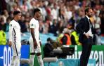 Jadon Sancho, Marcus Rashford y Gareth Southgate, en la prórroga de la final de la Eurocopa