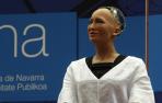 MASTER CLASS EN LA UPNA CON EL ROBOT HUMANOIDE SOPHIA