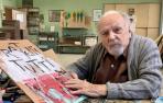 El capuchino Antonio Oteiza, de 95 años, en su estudio de Madrid