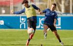 Juan Cruz y Unai García, los centrales que se perfilan como titulares para jugar este domingo en Getafe