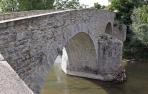 Puente de Miluce, sobre el río Arga