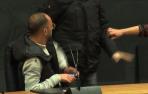 Momento de la performance en el Parlamento de Navarra