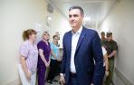 Pedro Sánchez visita un hospital militar en Ucrania