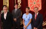Óscar Chivite, a la derecha, junto a la presidenta María Chivite