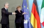 Monti consigue el reconocimiento de Merkel a su programa de ajustes